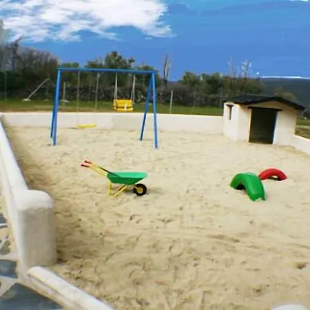 Casa rural El Canchal De La Gallina -cafetería - Piscina De Agua Caliente Hasta 19 De Octubre -aparcamiento Gratis - Jacuzzi *