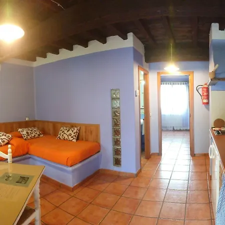 El Canchal De La Gallina -Cafeteria -Aparcamiento Gratis - Jacuzzi - Piscina De Agua Caliente Abierta Hasta El 12 De Octubre * Hervas