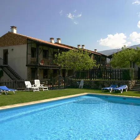 Rurales El Canchal De La Gallina: Rustic Retreat With Jacuzzi & Heated Pool Country house Hervas