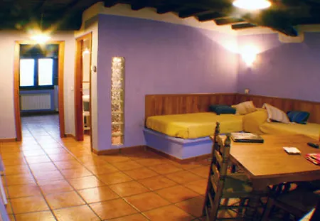 Rurales El Canchal De La Gallina: Rustic Retreat With Jacuzzi & Heated Pool Country house *