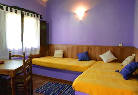 Country house Rurales El Canchal De La Gallina: Rustic Retreat With Jacuzzi & Heated Pool *