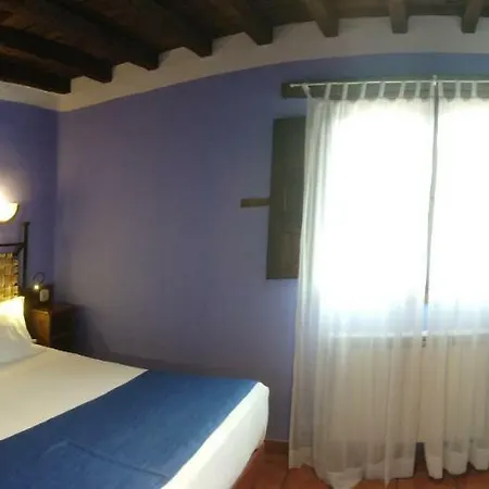 Country house El Canchal De La Gallina -Cafeteria -Aparcamiento Gratis - Jacuzzi - Piscina De Agua Caliente Abierta Hasta El 12 De Octubre *