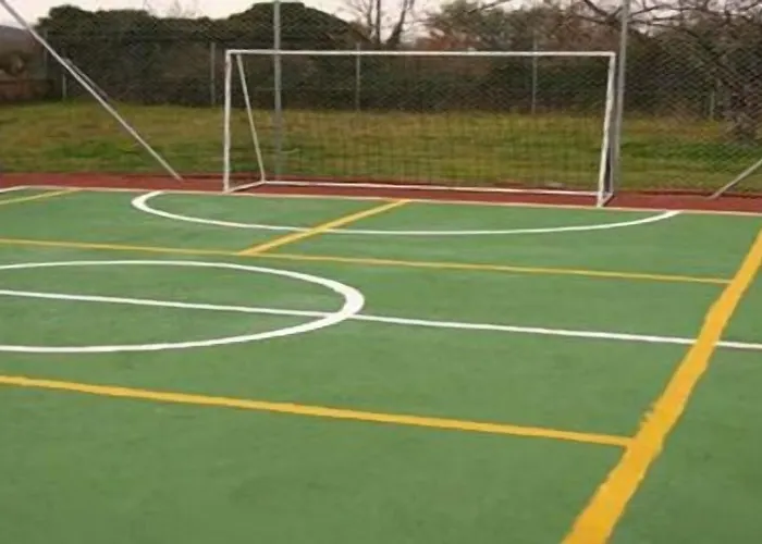 Séjour à la campagne Rurales El Canchal De La Gallina: Rustic Retreat With Jacuzzi & Heated Pool