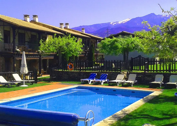 El Canchal De La Gallina -cafeteria -aparcamiento Gratis - Jacuzzi - Piscina De Agua Caliente Abierta Desde El 28 De Marzo Хервас