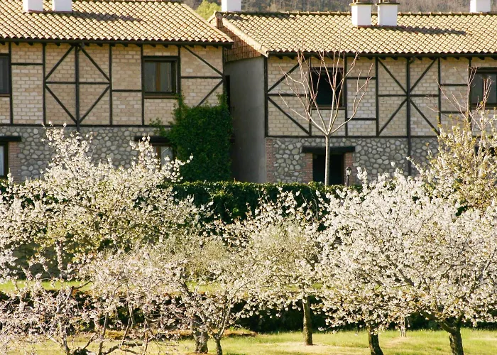 Летний дом El Canchal De La Gallina -cafeteria -aparcamiento Gratis - Jacuzzi - Piscina De Agua Caliente Abierta Desde El 28 De Marzo Хервас