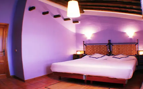 Séjour à la campagne Rurales El Canchal De La Gallina: Rustic Retreat With Jacuzzi & Heated Pool Hervás